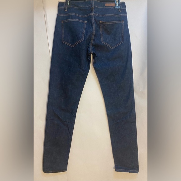 Elie Tahari Woman’s Caitlin Mid Rise Slim Fit Ankle Jean Bottom Zipper Size 6 - Picture 3 of 10